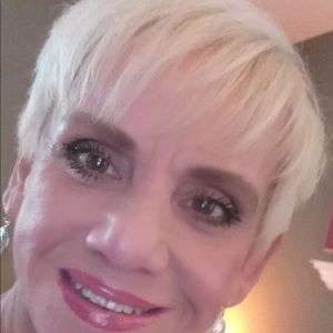 Meet your Posher, Jane